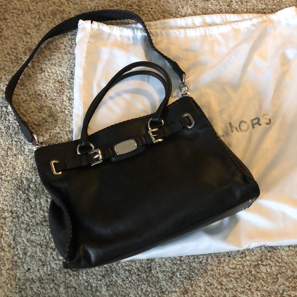 NWOT black leather Michael Kors Hamilton bag.